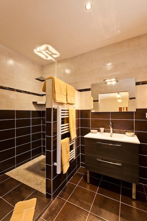 Clos De La Gourmandiere Saint-Lothain Zimmer foto